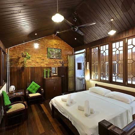 Silver Shine Guesthouse George Town  Kültér fotó