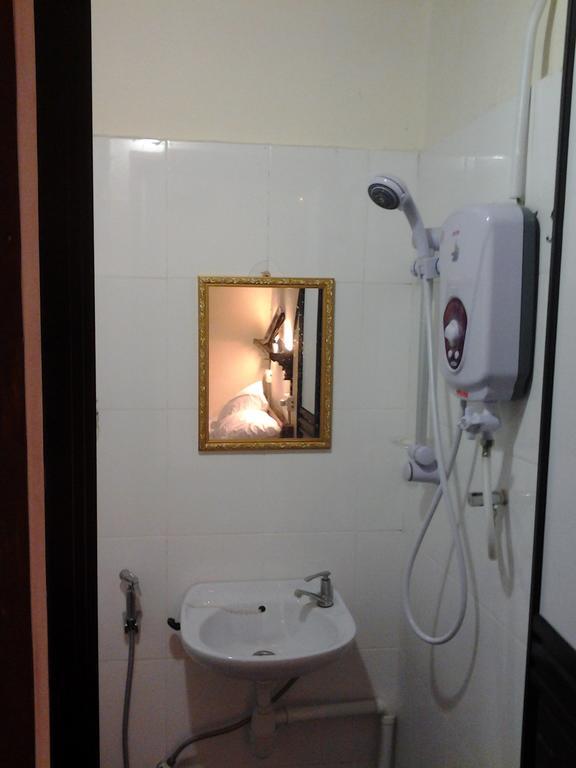 Silver Shine Guesthouse George Town  Szoba fotó